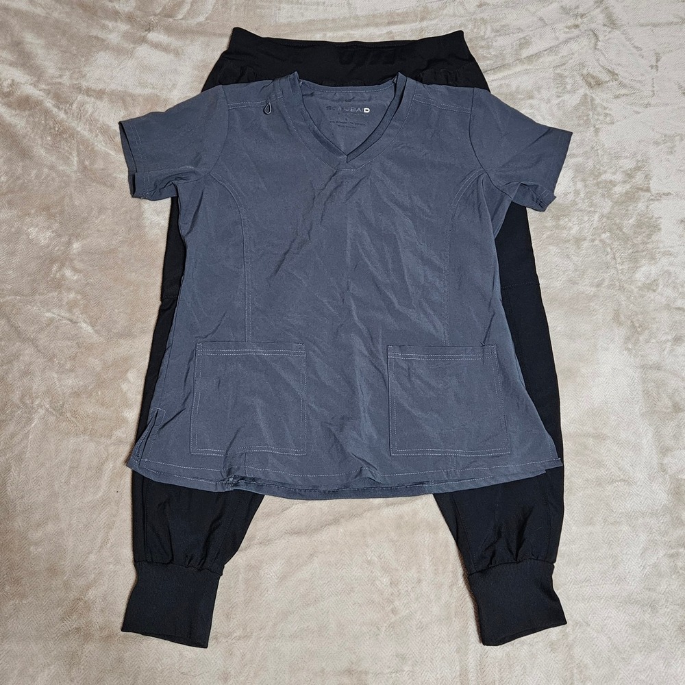 Womens Scrub Set Gray Top Large & Landau Forward Black Jogger Pants Petite Large